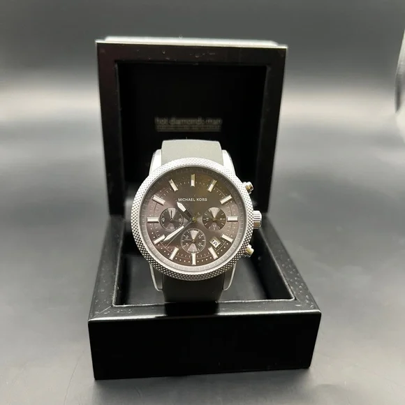 Michael Kors Scout Watch - Picture 2 of 10